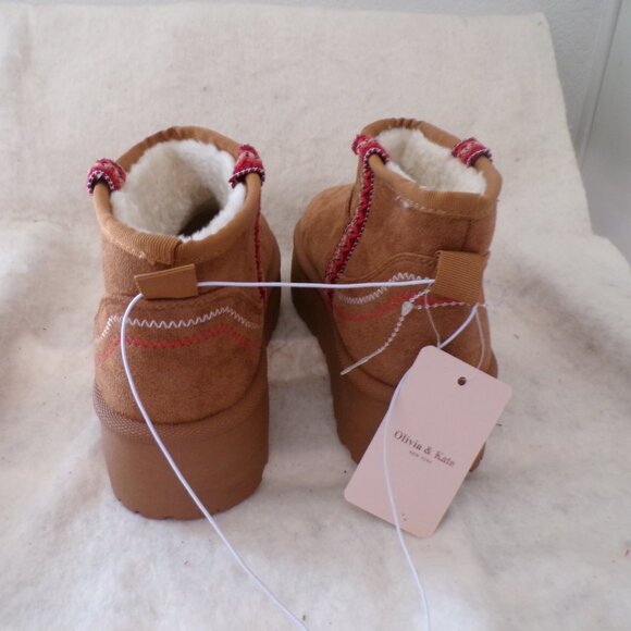 Olivia + Kate Low Slung Faux Fur Lined Platform Women’s Boots Sz 9.5 - Picture 4 of 7